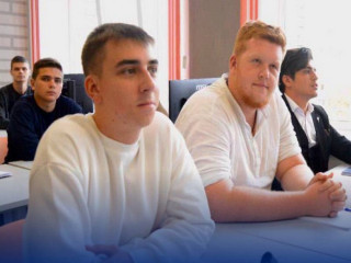 губернатор: Смоленская область участвует в федеральном эксперименте Минпросвещения по расширению доступности СПО - фото - 1